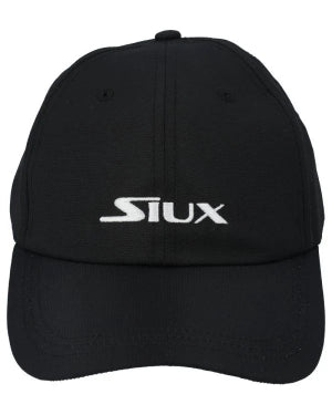 Black cap with 'SIUX' logo on a white background